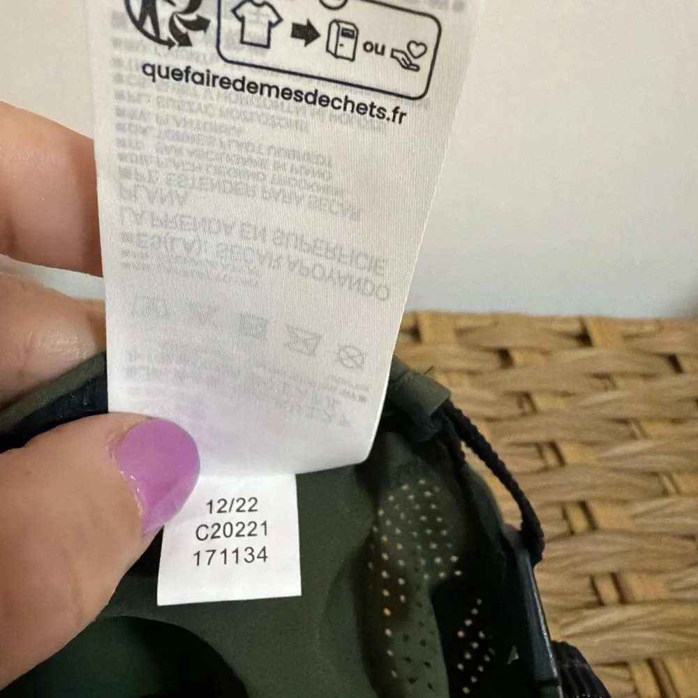 Salomon Unisex Cross Cap Mesh Panel Running Lightweight Breathable Hiking Buckle - Picture 5 of 5